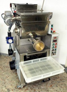 pressa-pasta-con-vuoto